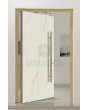 PIVOT Cristallo - aluminiowe drzwi pivot pokryte spiekiem kwarcowym Cristallo